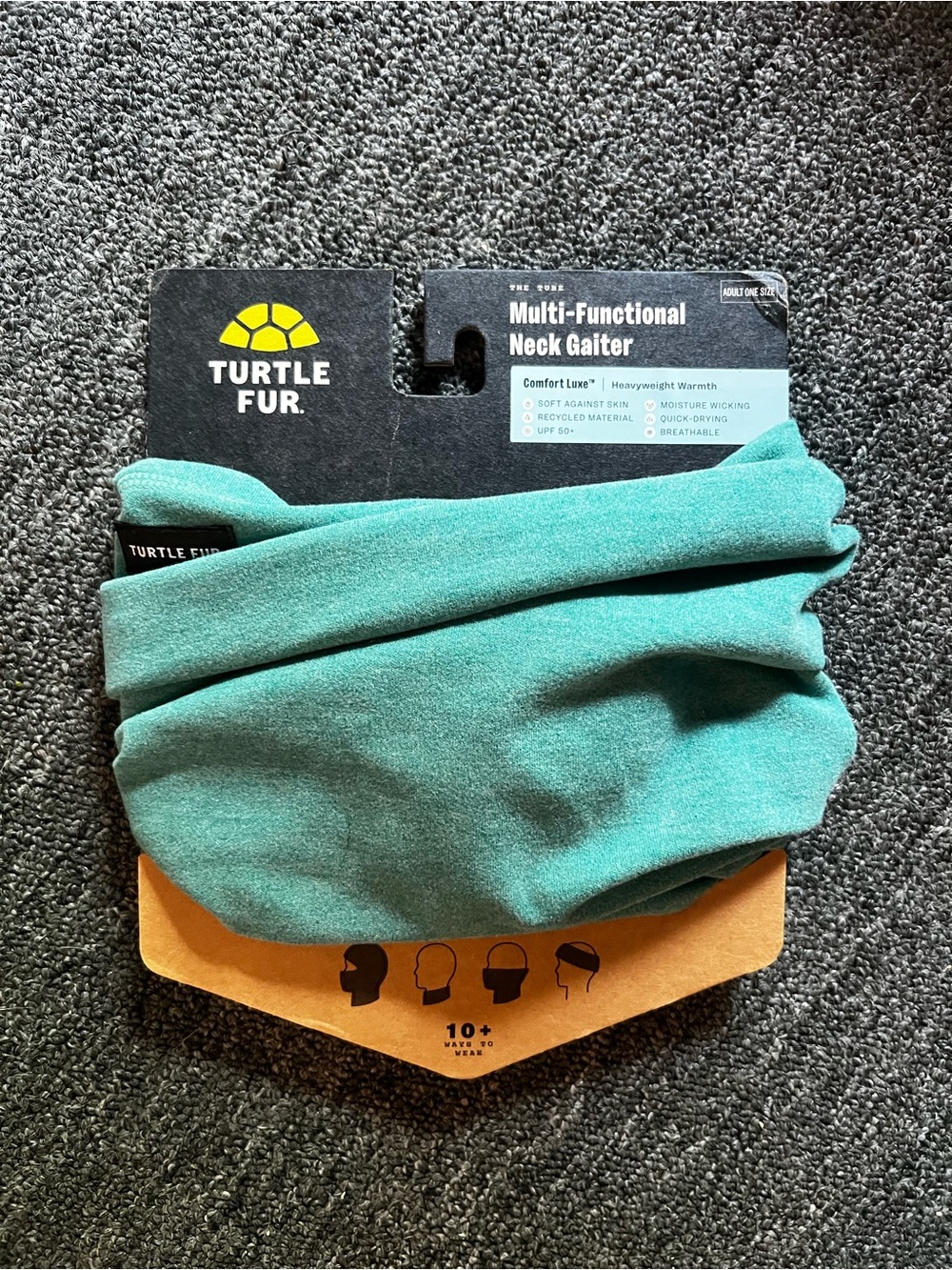 NWT Turtle Fur Multi-Functional Neck Gaiter in Teal Green